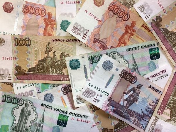 Сборы с населения и бизнеса в бюджет увеличат еще на 2,2 триллиона рублей