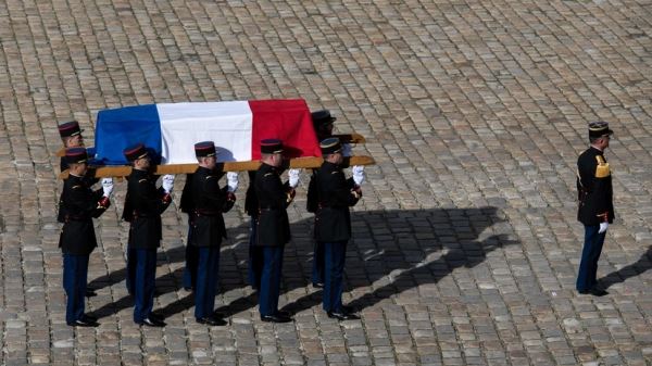 Ширака похоронили на кладбище Монпарнас