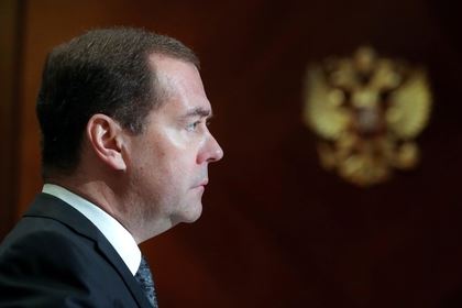 Медведев рассказал о выплачивающих долги «кубинских друзьях»
